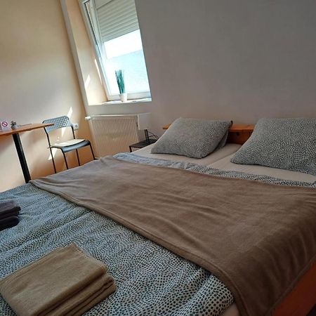 Sobe Zoka Lägenhet Subotica Exteriör bild
