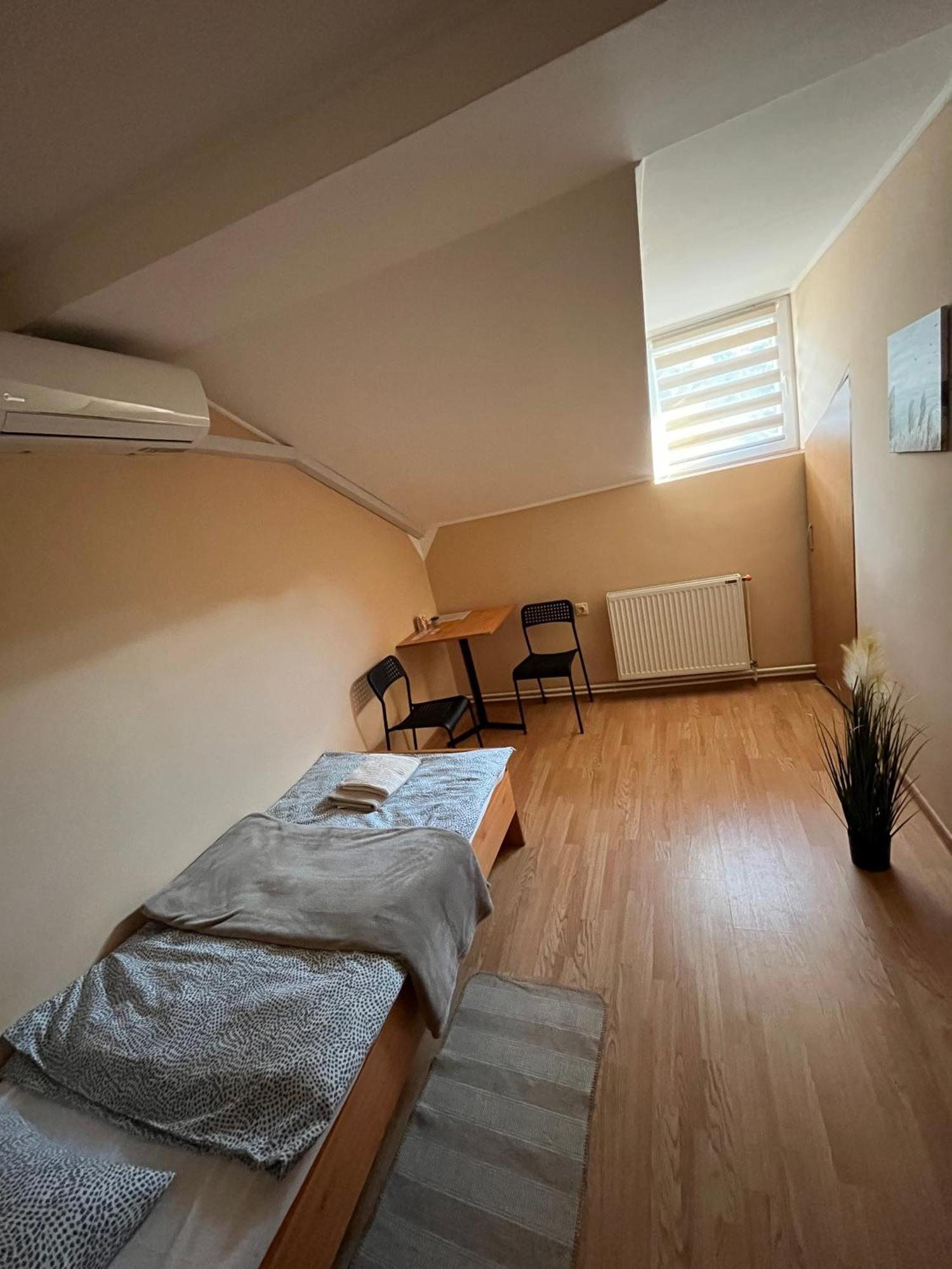 Sobe Zoka Lägenhet Subotica Exteriör bild